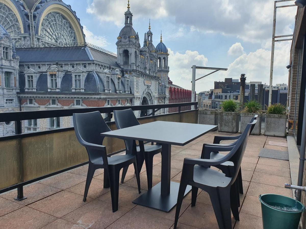 City Penthouse, Rooftop Terrace, Free Netflix, Wifi And Airco Antwerpen Bagian luar foto