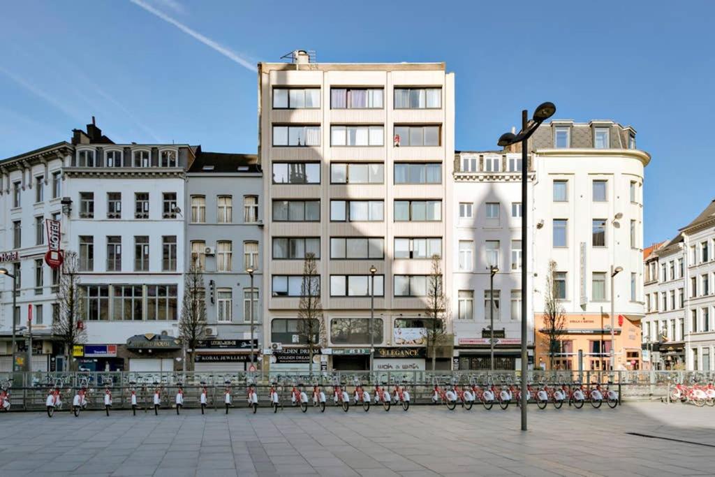 City Penthouse, Rooftop Terrace, Free Netflix, Wifi And Airco Antwerpen Bagian luar foto
